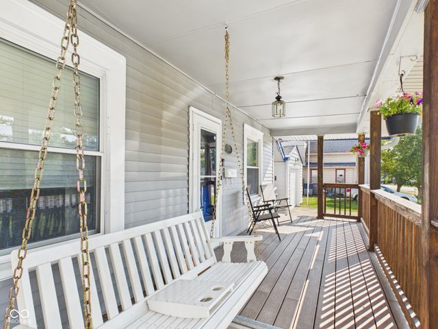 230 W Vinyard Street, Anderson, IN 46012