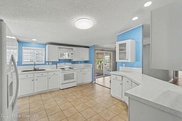 926 Laurel Circle, Barefoot Bay, FL 32976
