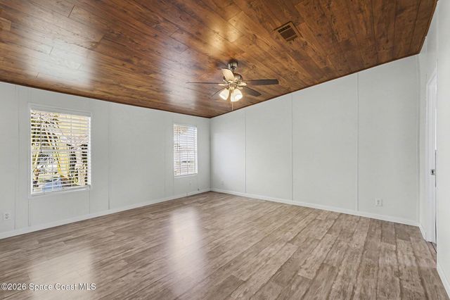 926 Laurel Circle, Barefoot Bay, FL 32976