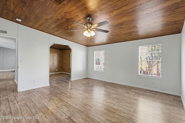 926 Laurel Circle, Barefoot Bay, FL 32976