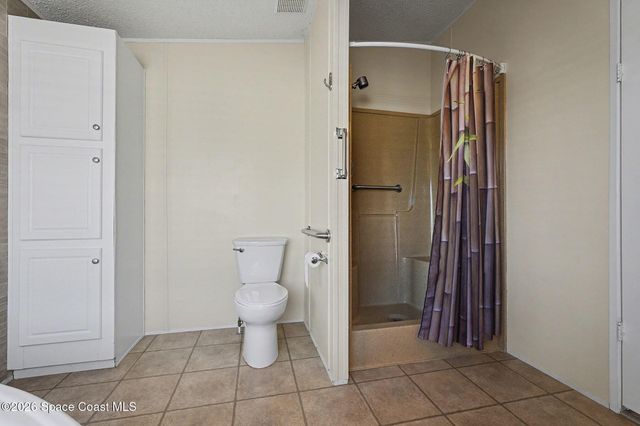 926 Laurel Circle, Barefoot Bay, FL 32976