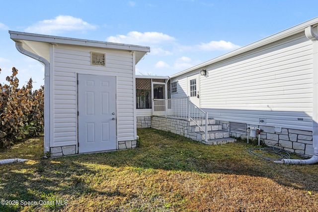 926 Laurel Circle, Barefoot Bay, FL 32976