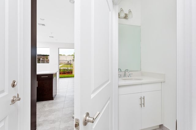 6954 PINES Circle 51, Coconut Creek, FL 33073