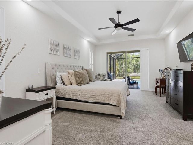 6591 Sable Ridge LN, Naples, FL 34109