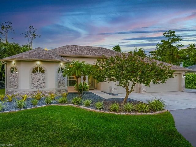 6591 Sable Ridge LN, Naples, FL 34109