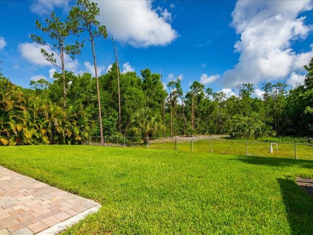 6591 Sable Ridge LN, Naples, FL 34109