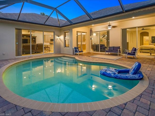 6591 Sable Ridge LN, Naples, FL 34109
