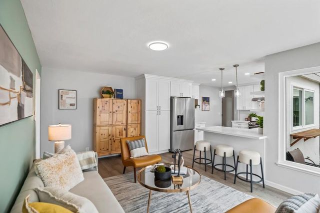 1054 Castleton Way, Sunnyvale, CA 94087