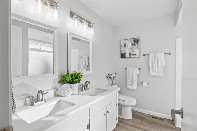 1054 Castleton Way, Sunnyvale, CA 94087