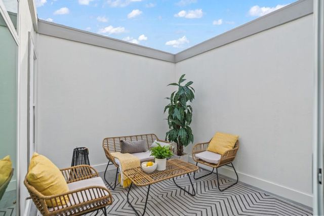 1054 Castleton Way, Sunnyvale, CA 94087