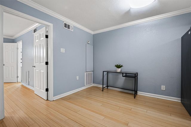 1404 Welch Street 7, Houston, TX 77006