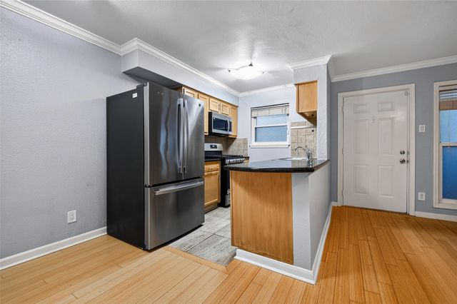 1404 Welch Street 7, Houston, TX 77006