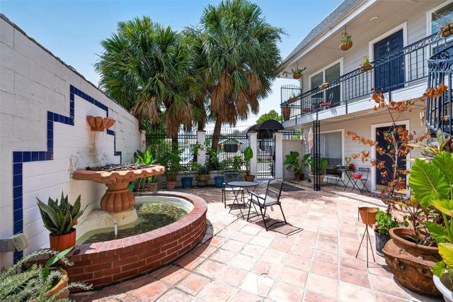 1404 Welch Street 7, Houston, TX 77006