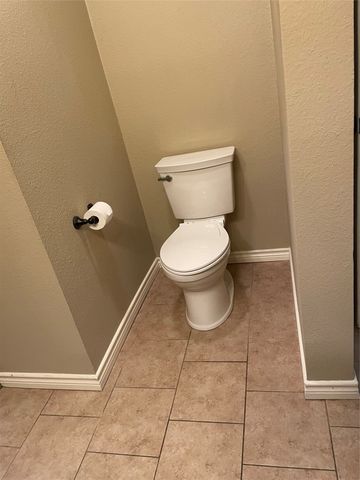 909 Panhandle Street, Denton, TX 76201