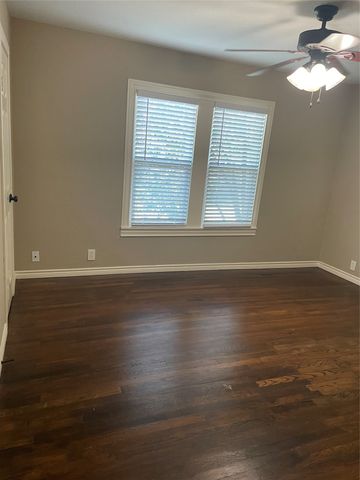 909 Panhandle Street, Denton, TX 76201