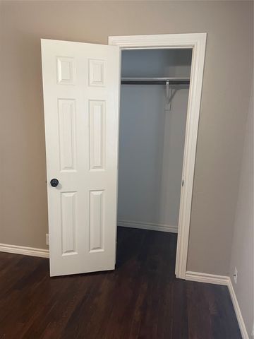 909 Panhandle Street, Denton, TX 76201