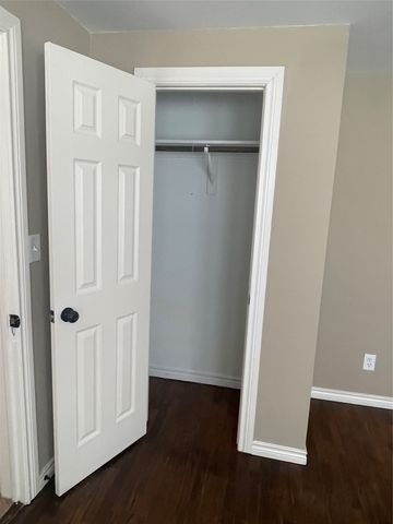 909 Panhandle Street, Denton, TX 76201