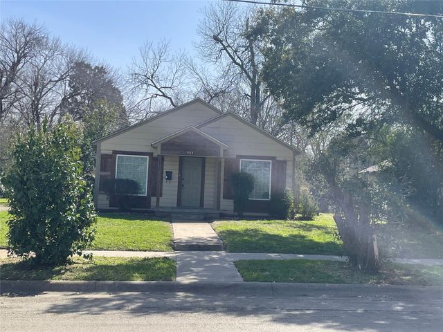 909 Panhandle Street, Denton, TX 76201