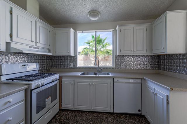 22840 Sterling Avenue 122, Palm Springs, CA 92262