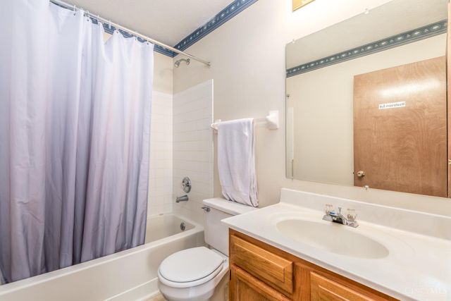 6367 Jamesfield Court, Fairfield, OH 45014