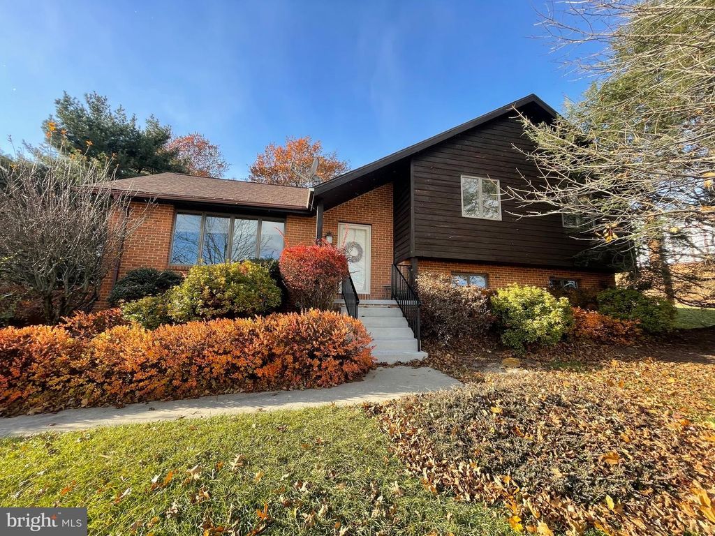 511 GRANDVIEW DR, Frostburg, MD 21532