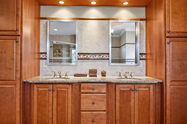 2 CAITLIN COURT, Palm Coast, FL 32137
