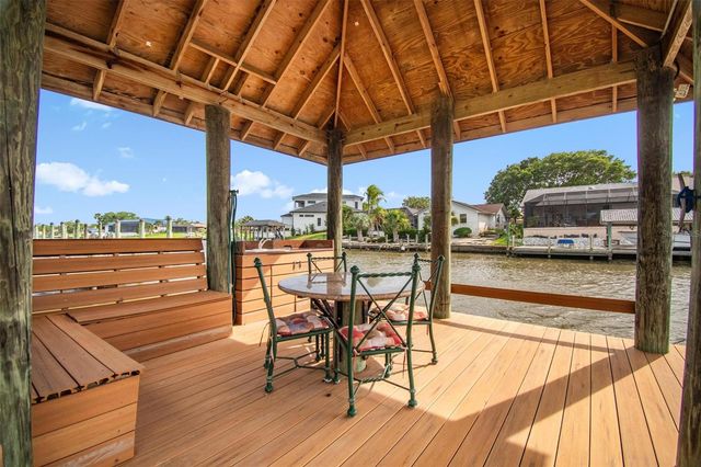 2 CAITLIN COURT, Palm Coast, FL 32137