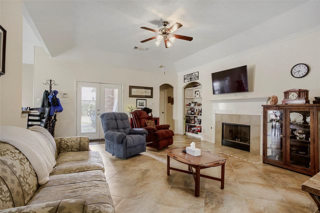 1224 Torchwood Drive, Friendswood, TX 77546