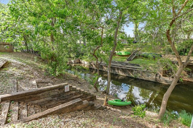 5307 Shady Oaks CIR, Kingsland, TX 78639