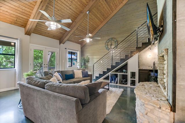 5307 Shady Oaks CIR, Kingsland, TX 78639