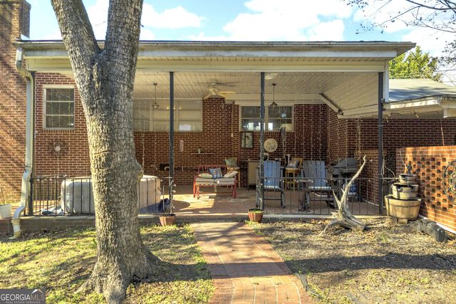 1651 Athens Highway, Elberton, GA 30635