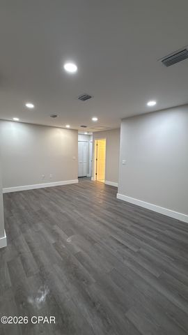 801 E 12th Court, Panama City, FL 32404