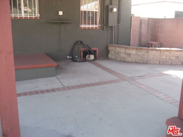 543 W 101st Street, Los Angeles, CA 90044