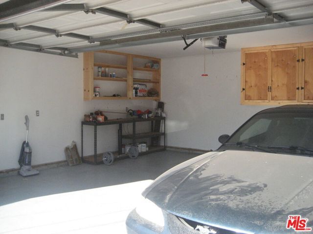 543 W 101st Street, Los Angeles, CA 90044