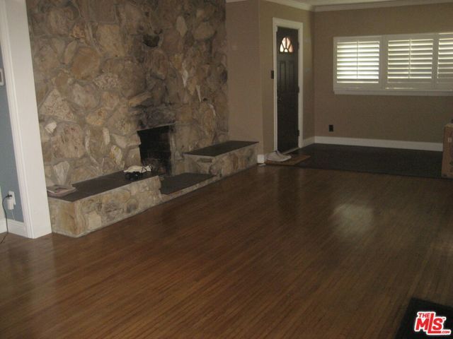 543 W 101st Street, Los Angeles, CA 90044