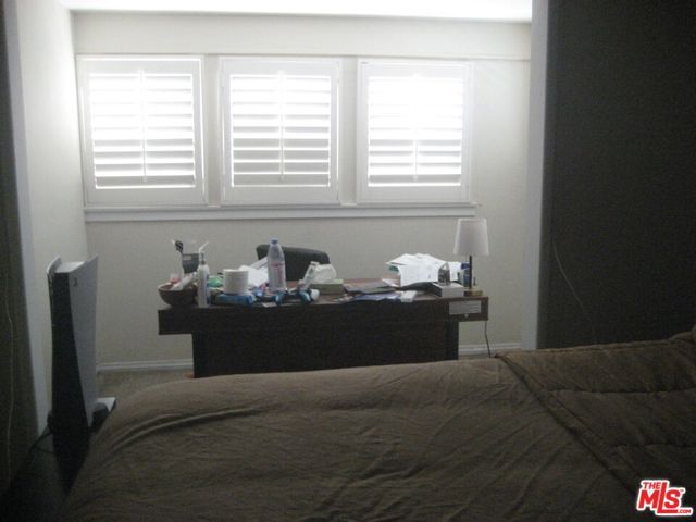 543 W 101st Street, Los Angeles, CA 90044