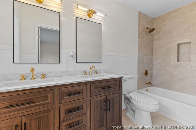 319 Stacy Weaver Drive, Fayetteville, NC 28311