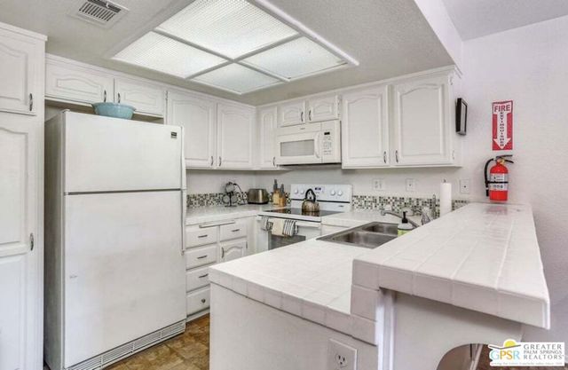 500 E Amado Road 706, Palm Springs, CA 92262