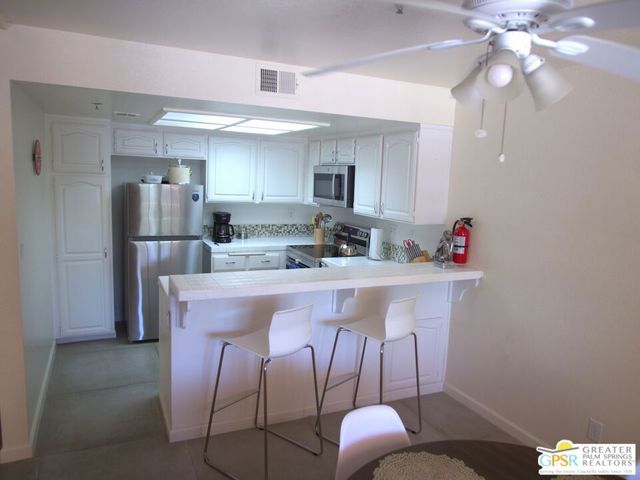 500 E Amado Road 706, Palm Springs, CA 92262