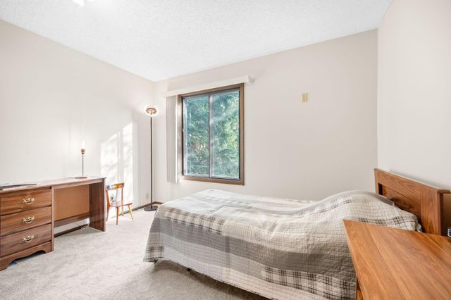 2241 Country Lane, Minnetonka, MN 55305