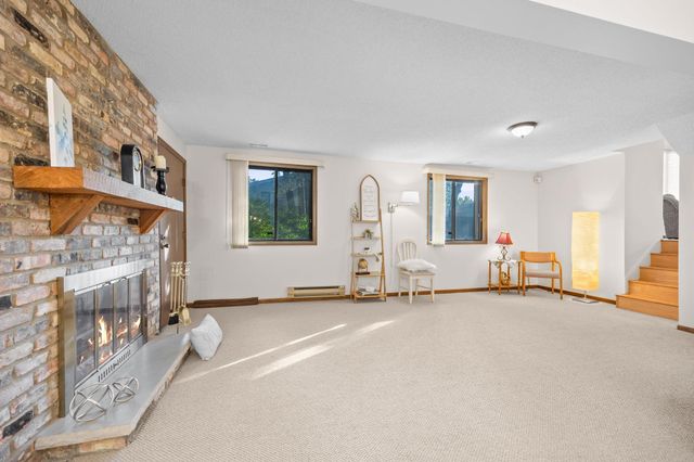 2241 Country Lane, Minnetonka, MN 55305