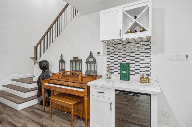 1420 Indiana Street, Houston, TX 77006