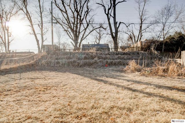 3866 N 65th Street, Omaha, NE 68104