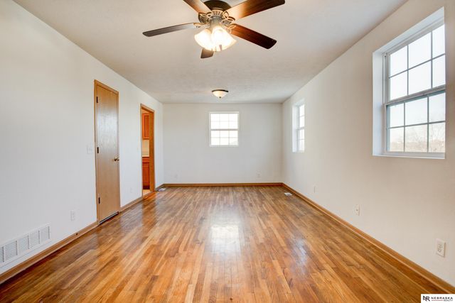 3866 N 65th Street, Omaha, NE 68104