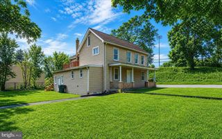 36 & 38 MIDDLE SPRING AVENUE, Shippensburg, PA 17257