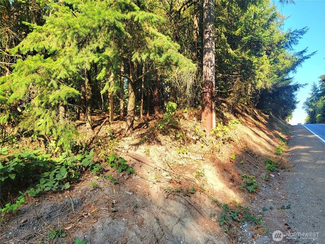 1858 NE McWilliams Road, Bremerton, WA 98311