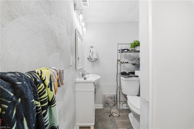 1241 Wirt AVE, Portsmouth, VA 23704