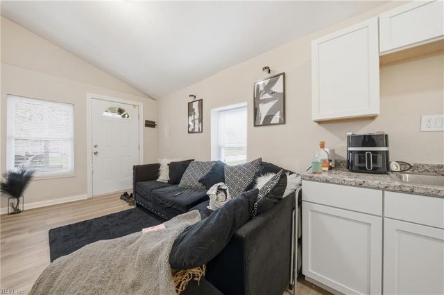 1241 Wirt AVE, Portsmouth, VA 23704