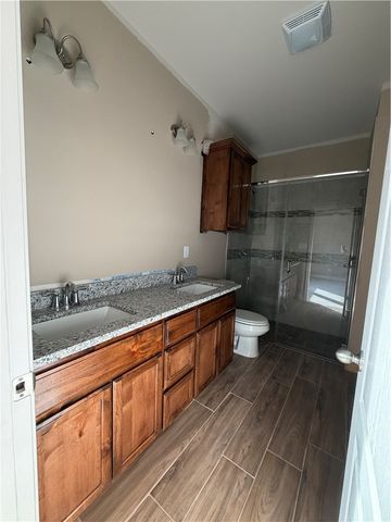 2405 Reyhans Way Dr, Corpus Christi, TX 78418