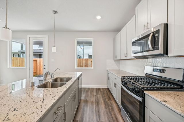 1039 Cedar Place Lane, Missouri City, TX 77459